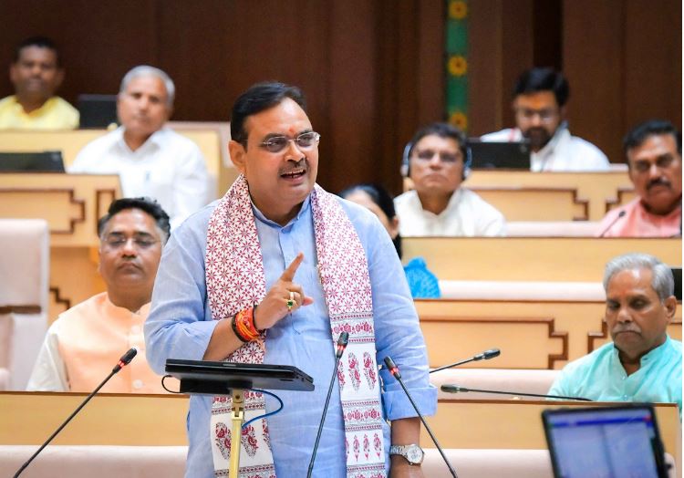 मुख्यमंत्री ने सदन में की घोषणा, CNG और PNG पर वैट दर घटाकर 7.5% करने का ऐलान, जानिए बड़ी घोषणाएं